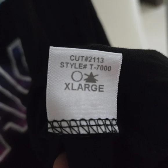 Puppies Make Me Happy Muscle Tank - Picture 5 of 7